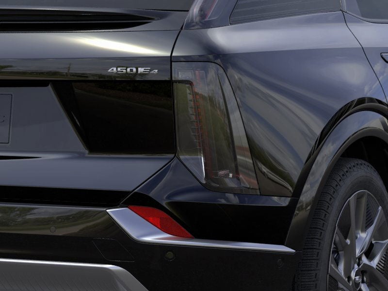 2025 Cadillac OPTIQ Luxury 1