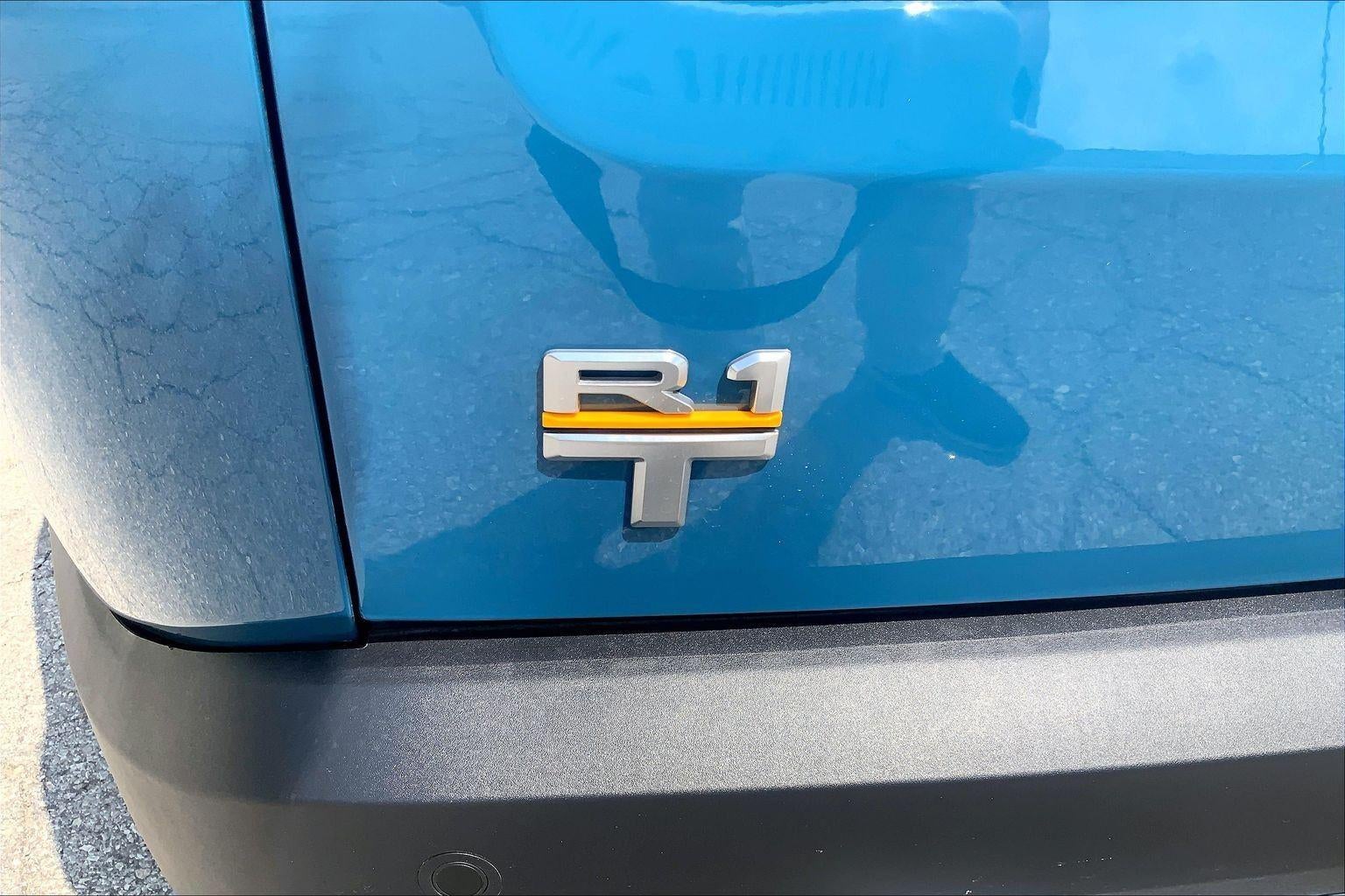2022 RIVIAN R1T Adventure Package