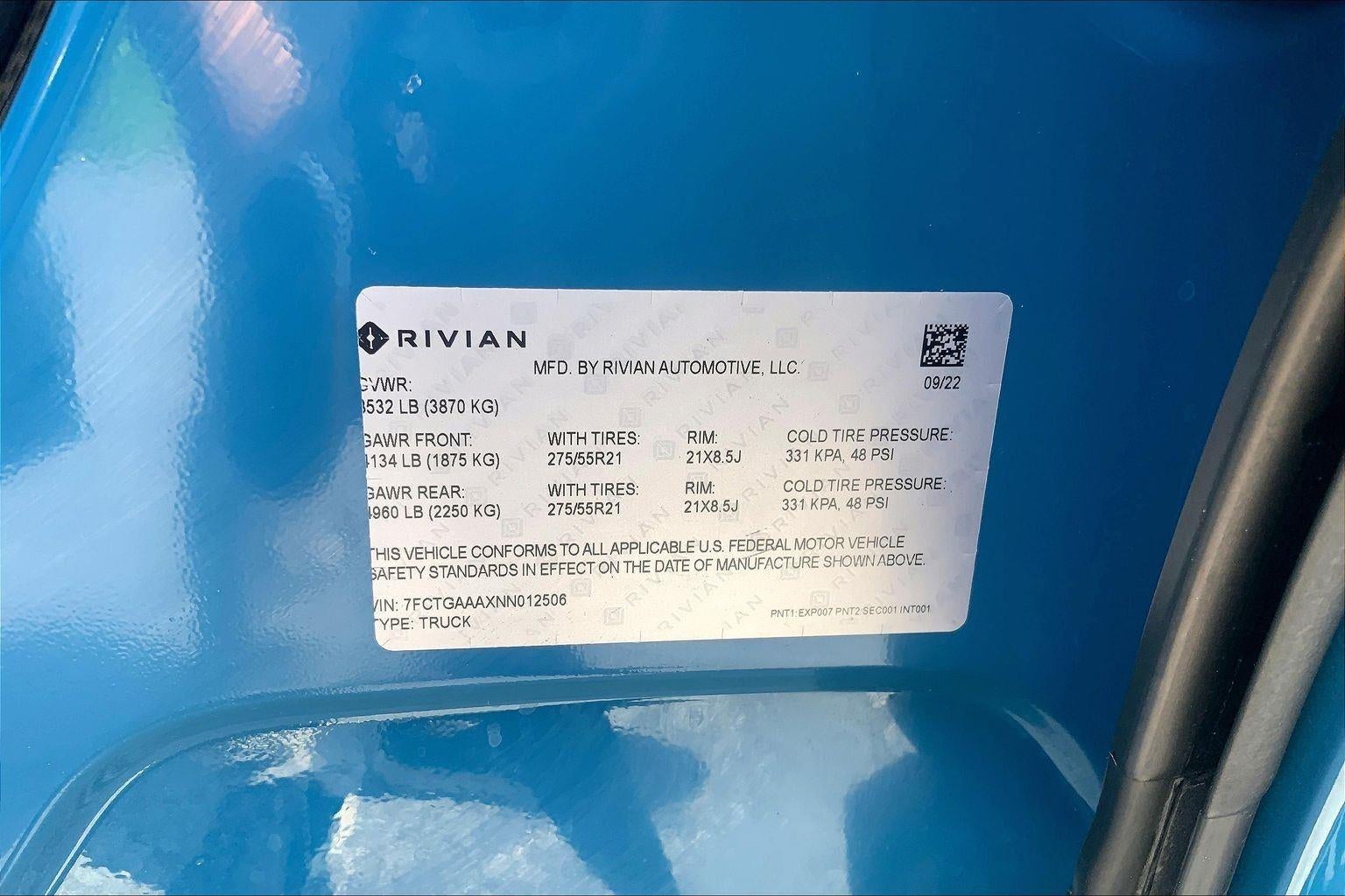 2022 RIVIAN R1T Adventure Package