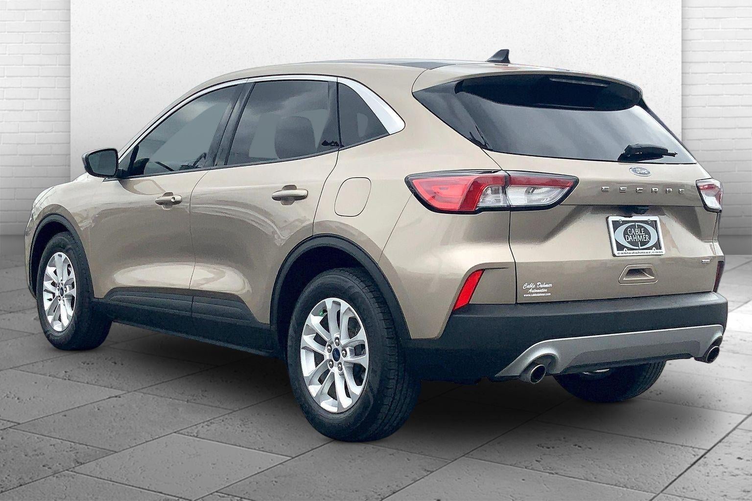 2020 Ford Escape SE