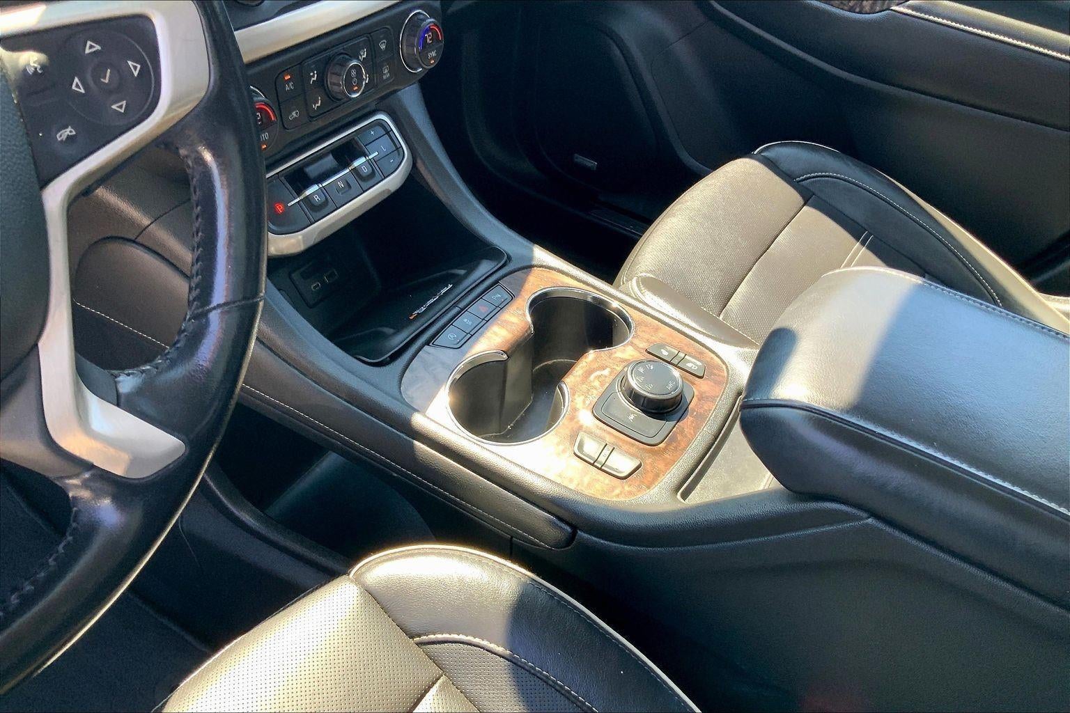 2020 GMC Acadia Denali