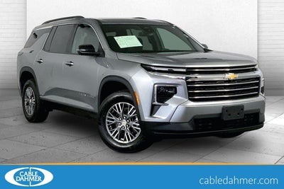 2024 Chevrolet Traverse LT