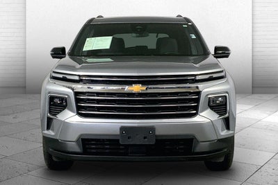 2024 Chevrolet Traverse LT