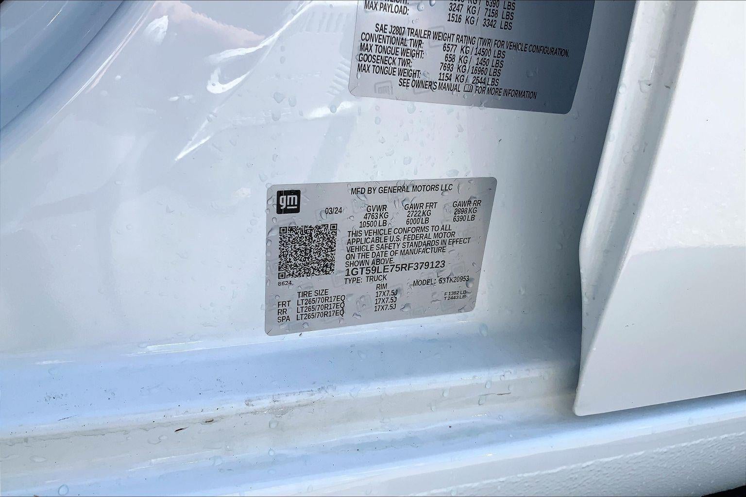 2024 GMC Sierra 2500 HD Pro