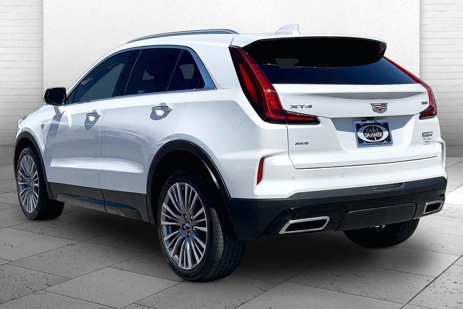 2025 Cadillac XT4 Premium Luxury
