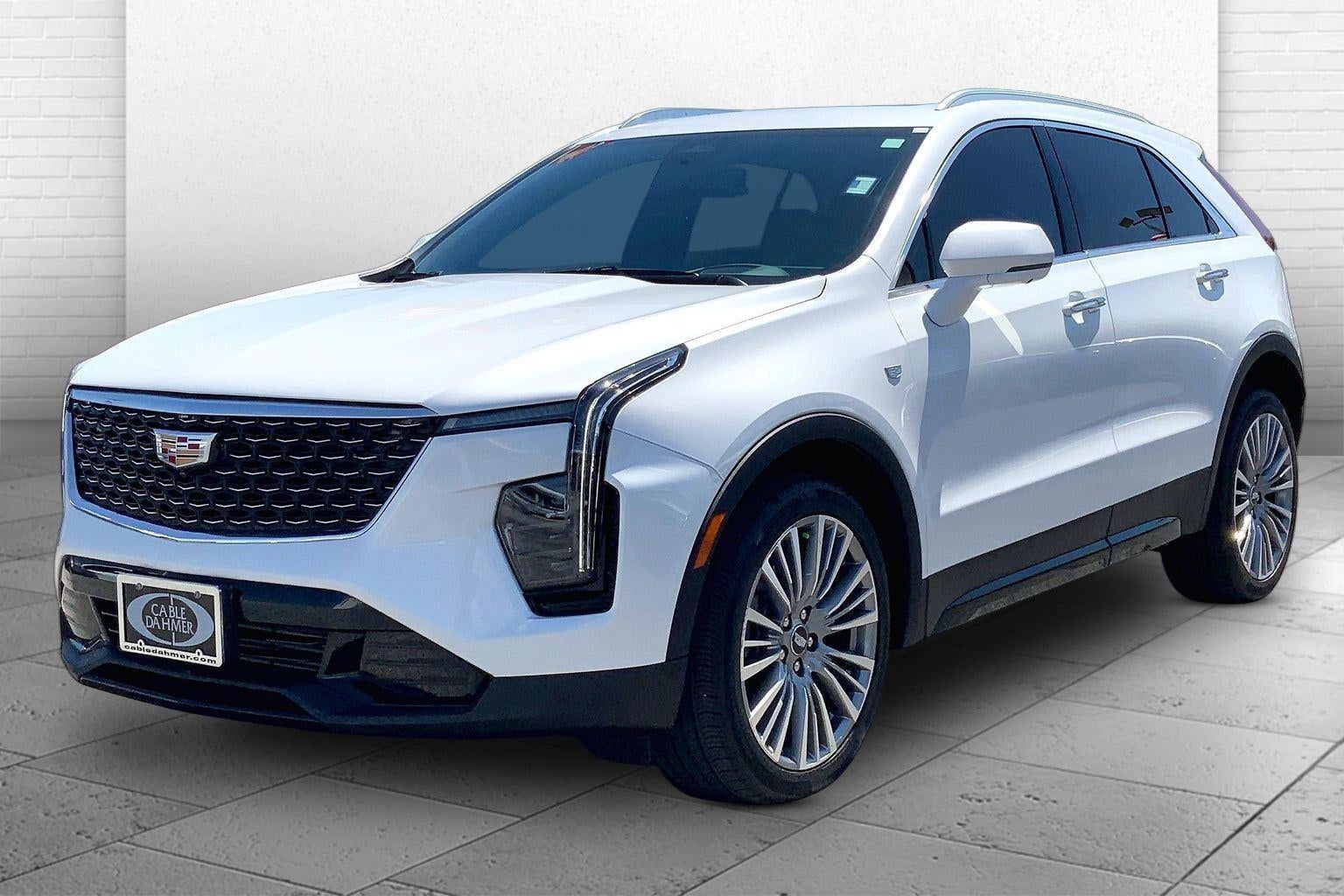 2025 Cadillac XT4 Premium Luxury