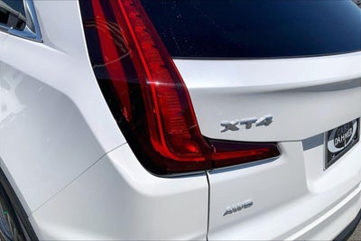 2025 Cadillac XT4 Premium Luxury