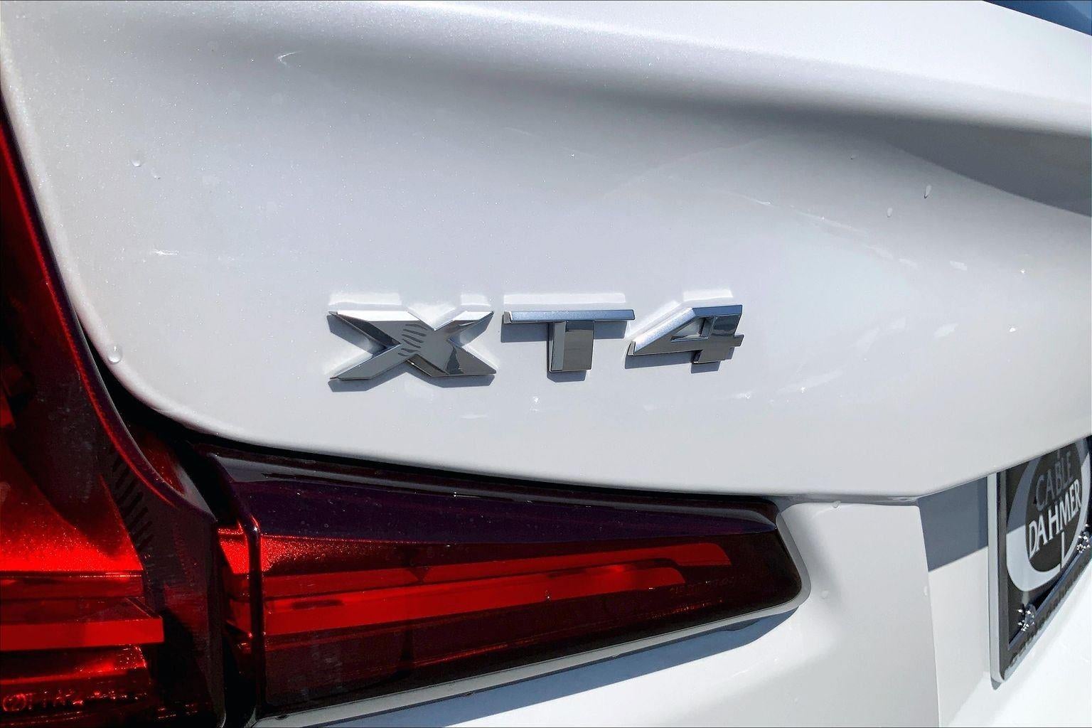 2025 Cadillac XT4 Premium Luxury