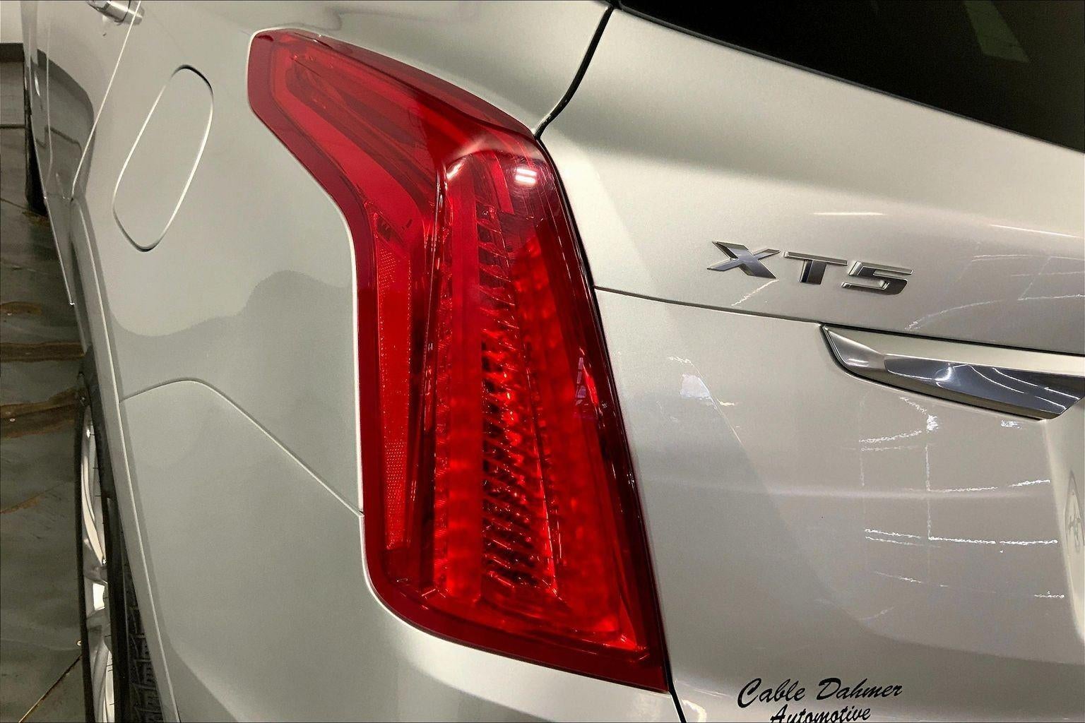 2017 Cadillac XT5 Platinum AWD