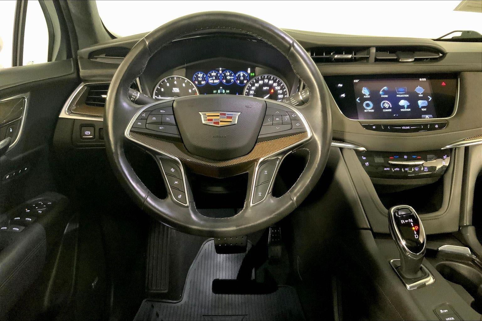 2017 Cadillac XT5 Platinum AWD