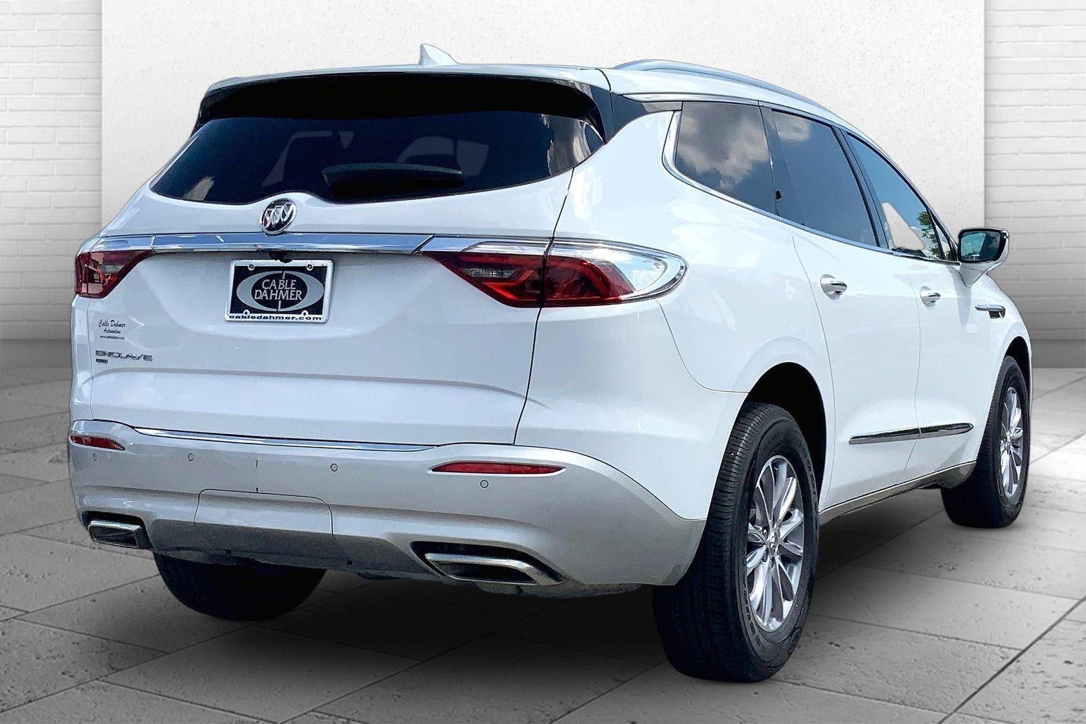 2023 Buick Enclave Essence