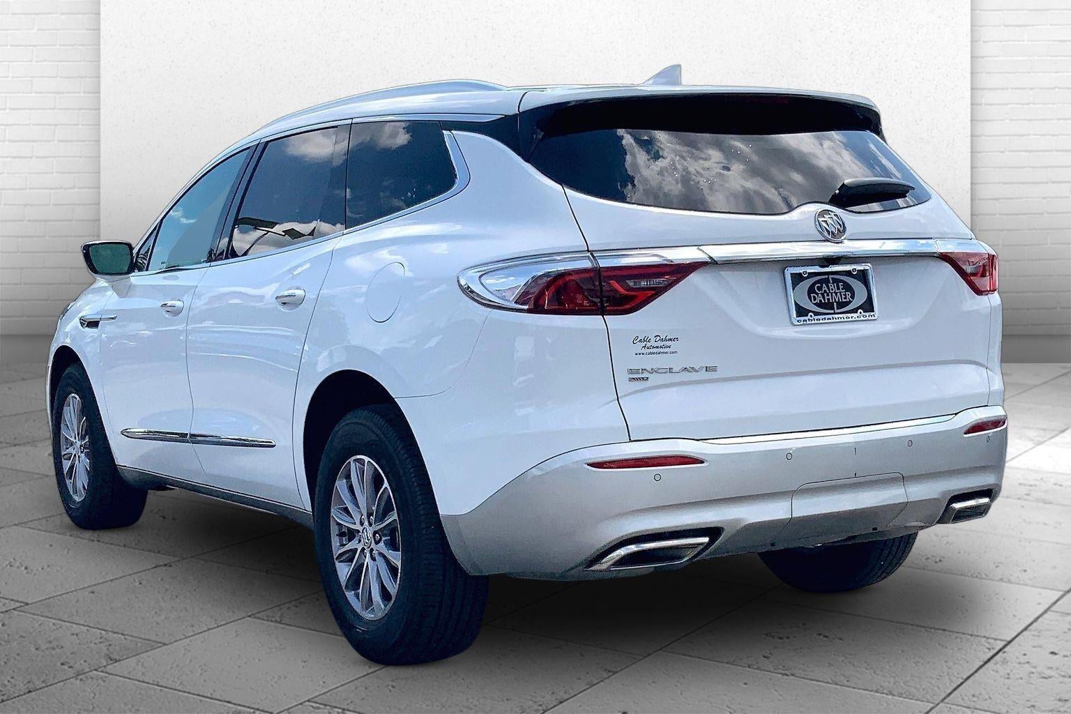 2023 Buick Enclave Essence