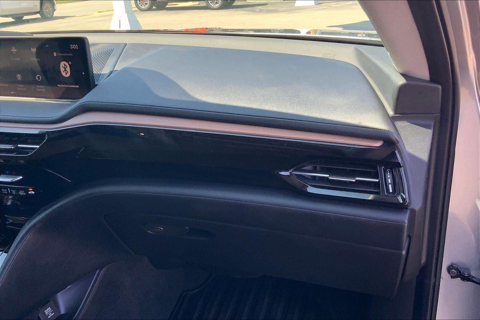 2022 Acura MDX w/Technology Package