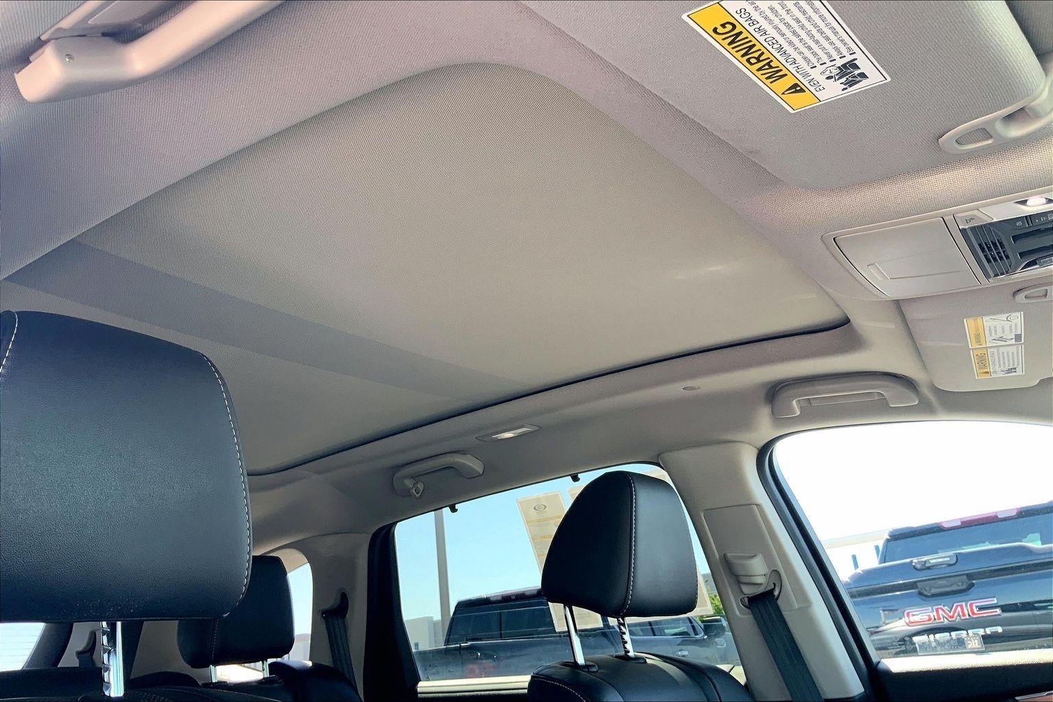 2022 Acura MDX w/Technology Package