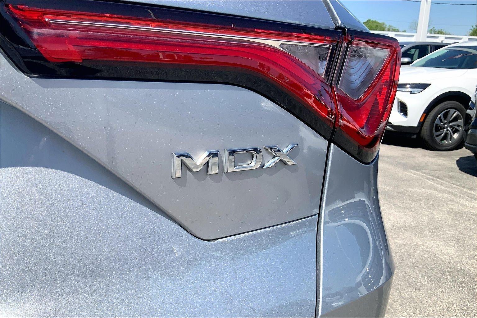 2022 Acura MDX w/Technology Package