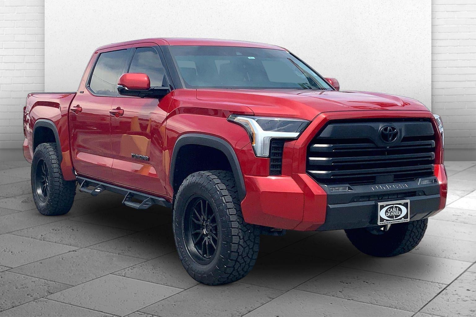 2022 Toyota Tundra 4WD SR5
