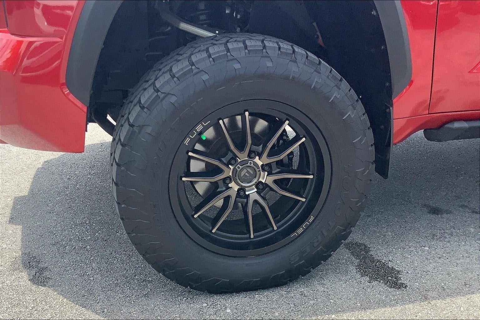 2022 Toyota Tundra 4WD SR5