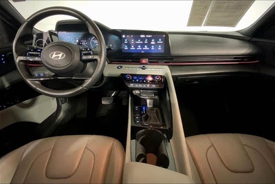 2025 Hyundai Elantra Hybrid Limited