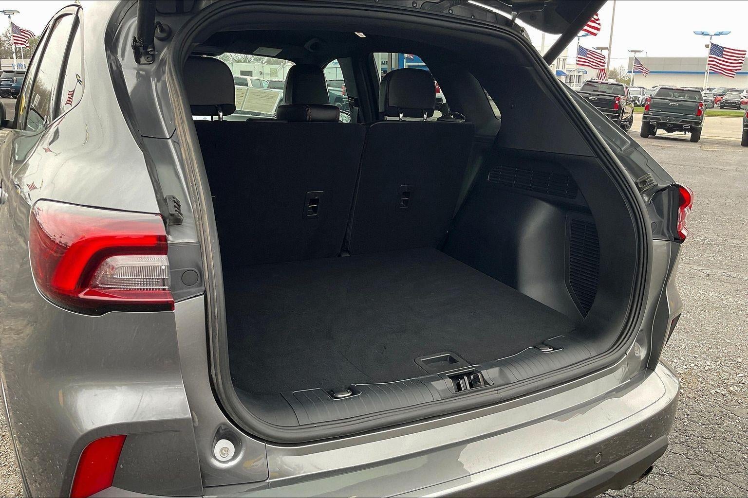 2023 Ford Escape ST-Line