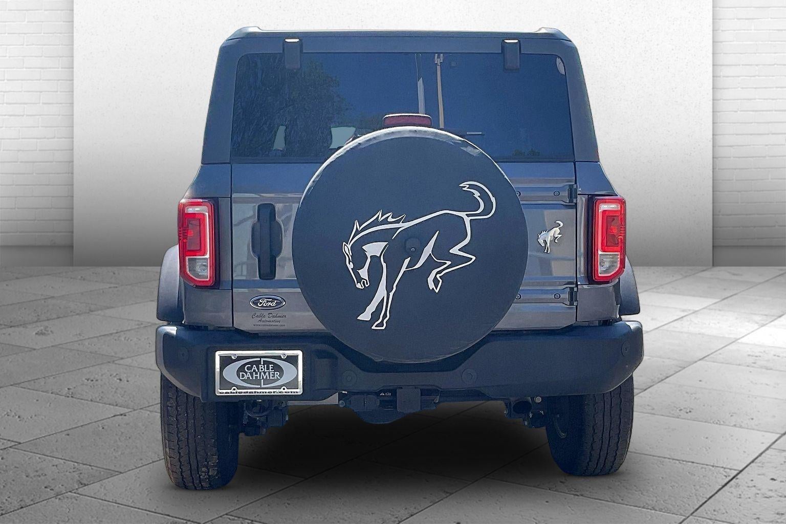 2021 Ford Bronco Base