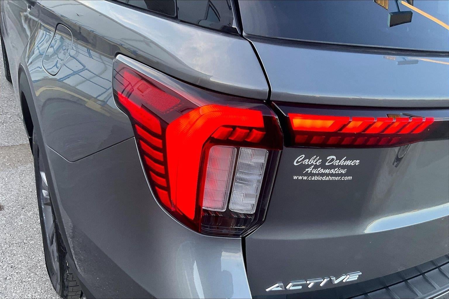 2025 Ford Explorer Active