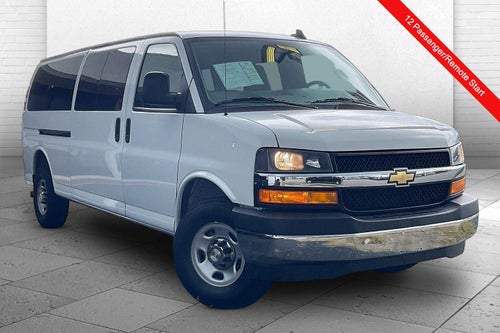 2025 Chevrolet Express Passenger 1LT