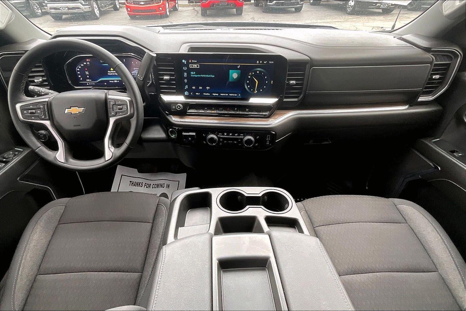 2024 Chevrolet Silverado 1500 LT