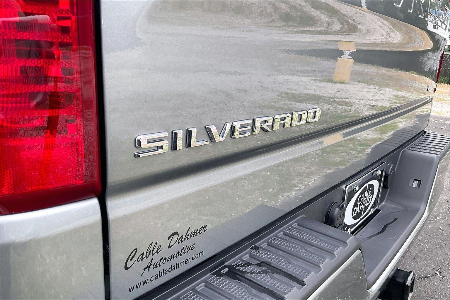 2024 Chevrolet Silverado 1500 Custom