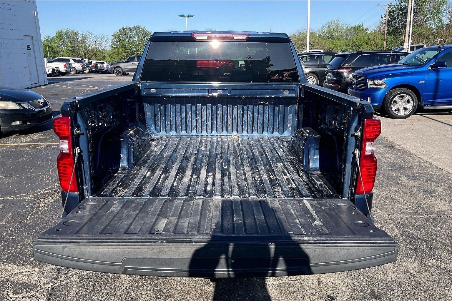 2023 Chevrolet Silverado 1500 LT (2FL)