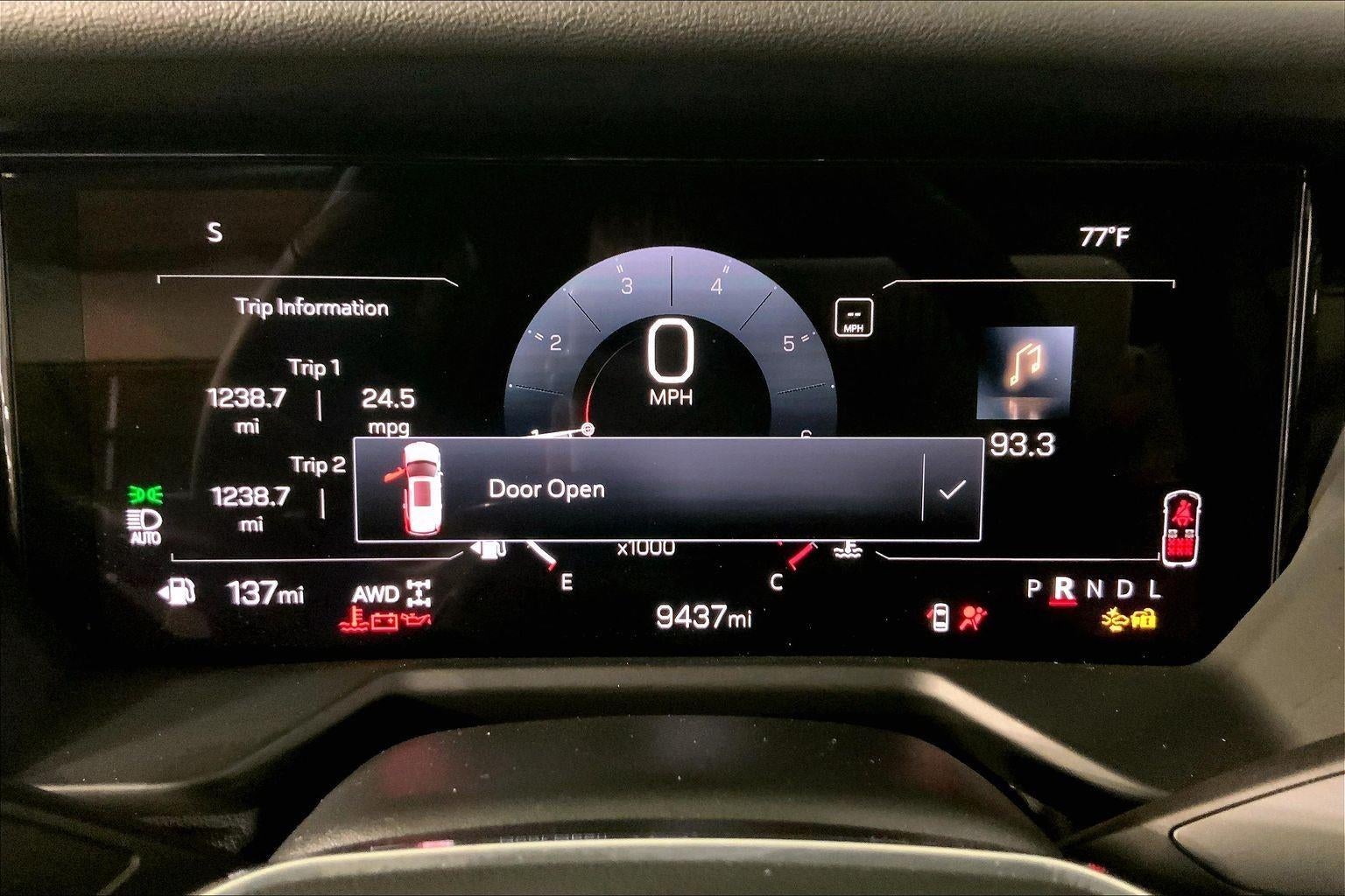 2025 GMC Acadia Elevation