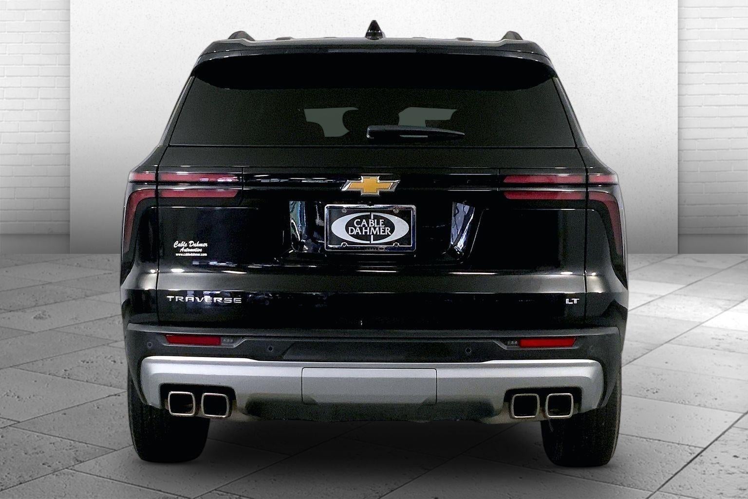 2024 Chevrolet Traverse LT