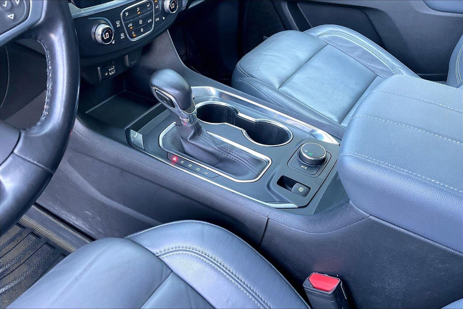 2021 Chevrolet Traverse LT Leather