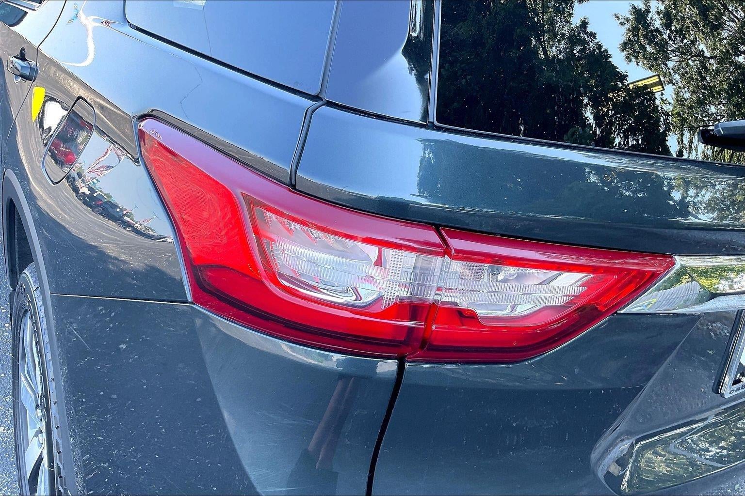 2021 Chevrolet Traverse LT Leather