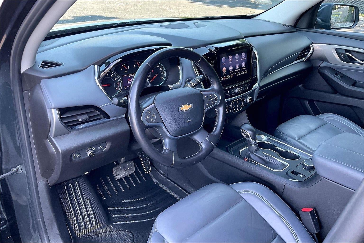 2021 Chevrolet Traverse LT Leather