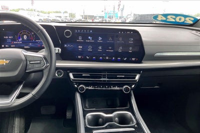 2024 Chevrolet Traverse LT