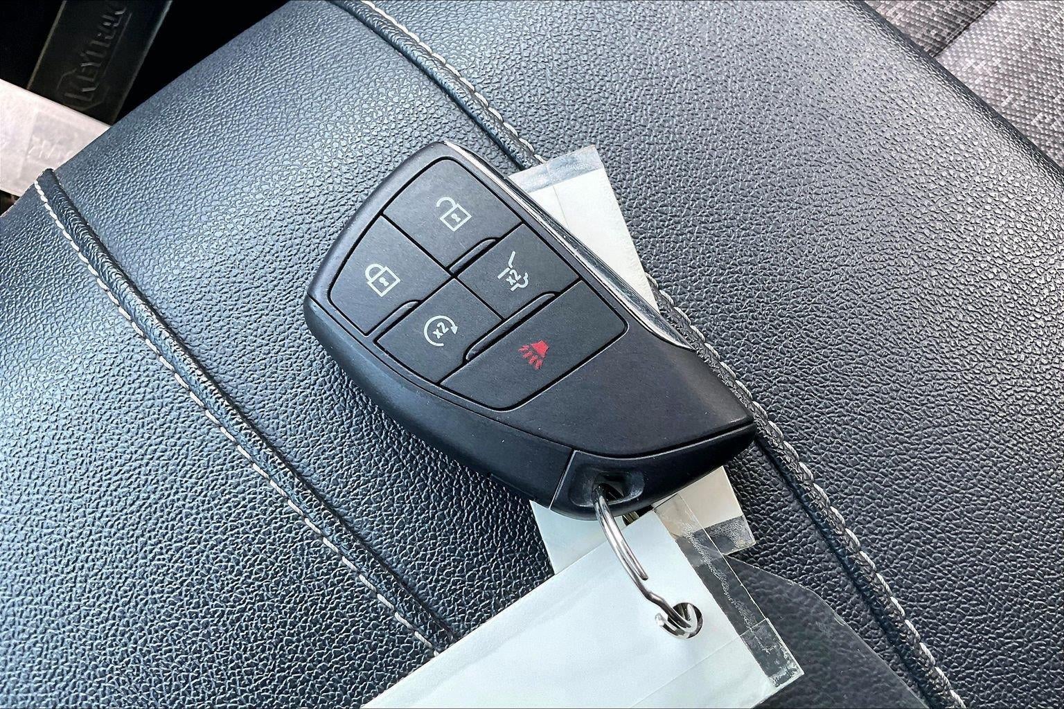 2024 Chevrolet Traverse LT