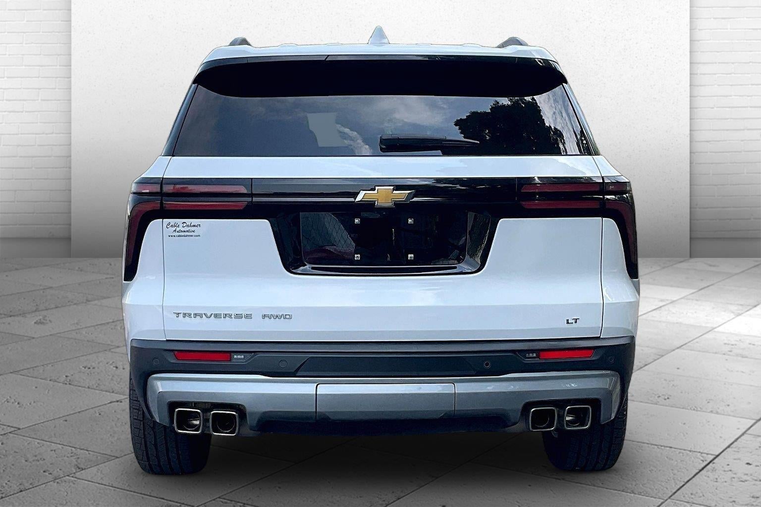 2024 Chevrolet Traverse LT