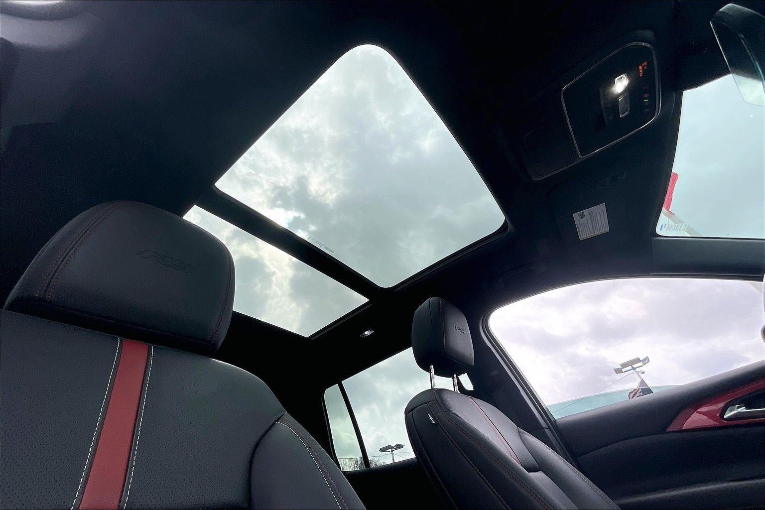 2024 Chevrolet Traverse RS