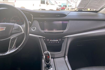 2018 Cadillac XT5 Luxury FWD