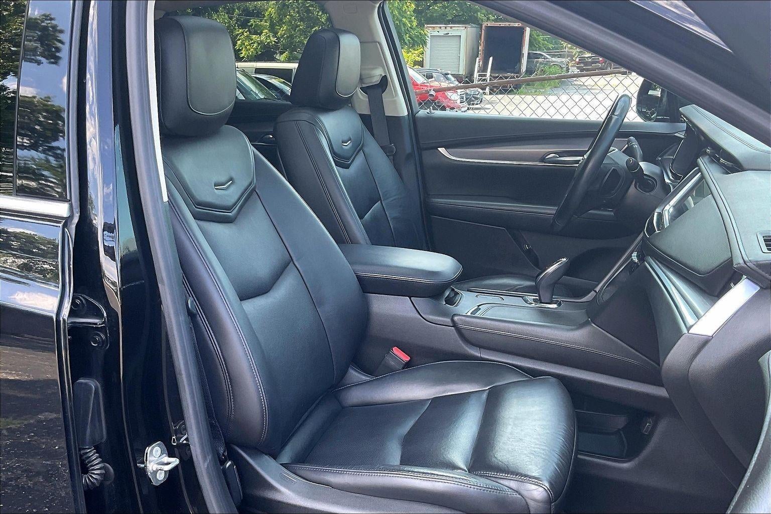 2018 Cadillac XT5 Luxury FWD
