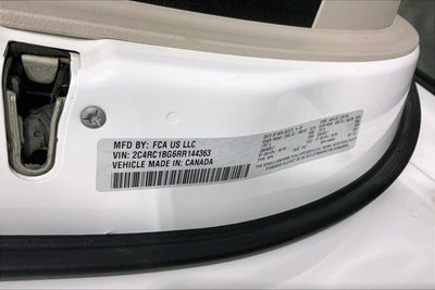 2024 Chrysler Pacifica Touring L