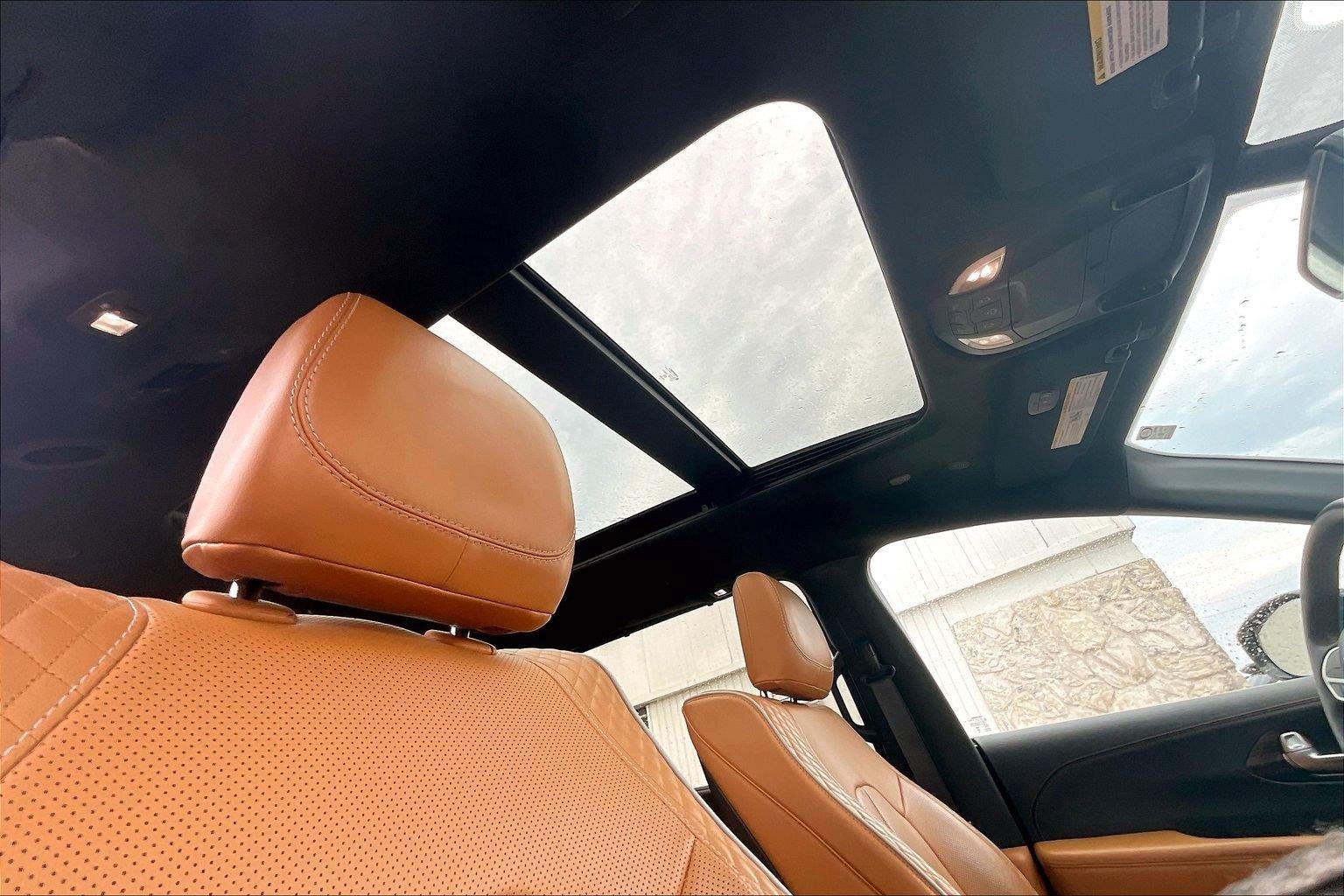 2023 Chrysler Pacifica Hybrid Pinnacle