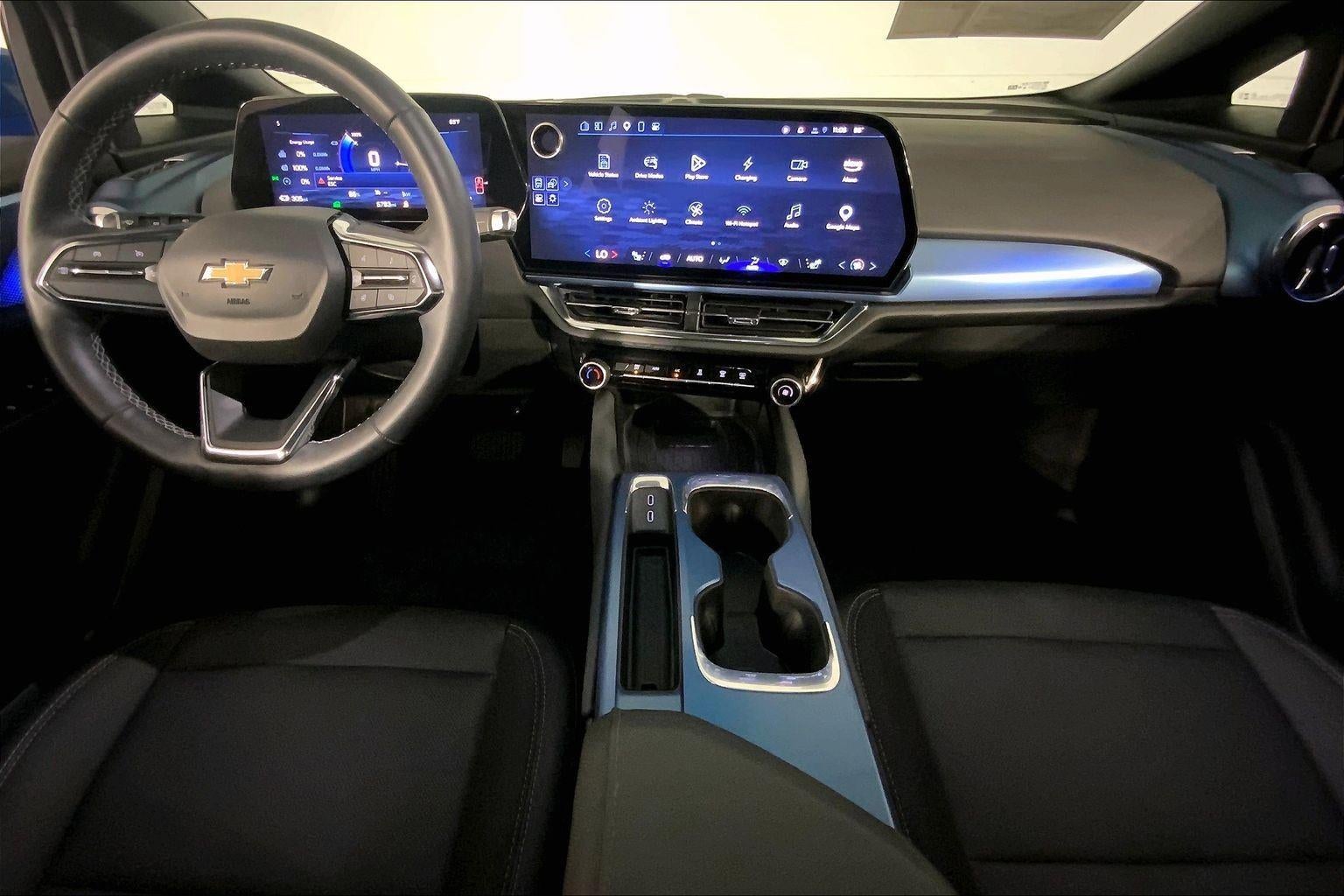 2025 Chevrolet Equinox EV LT