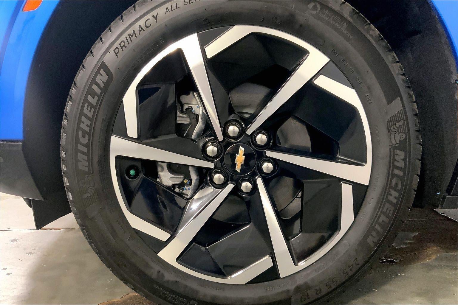 2025 Chevrolet Equinox EV LT