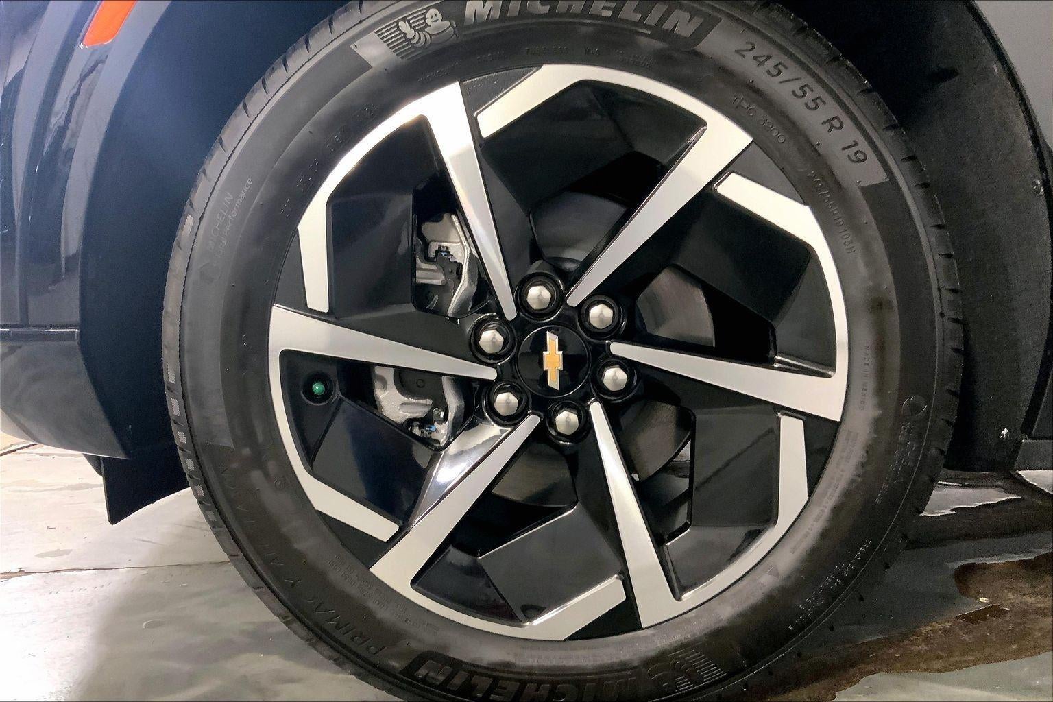 2025 Chevrolet Equinox EV LT