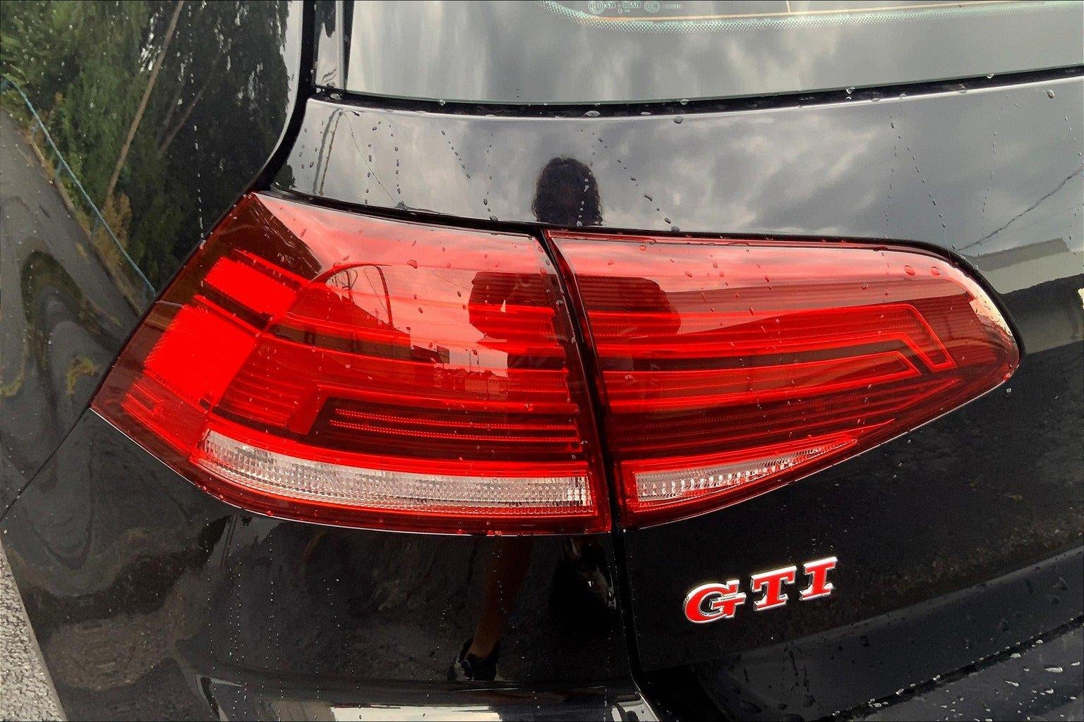 2021 Volkswagen Golf GTI S