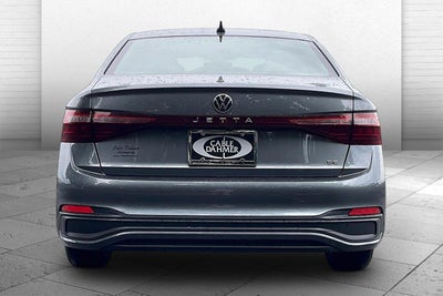 2025 Volkswagen Jetta SE