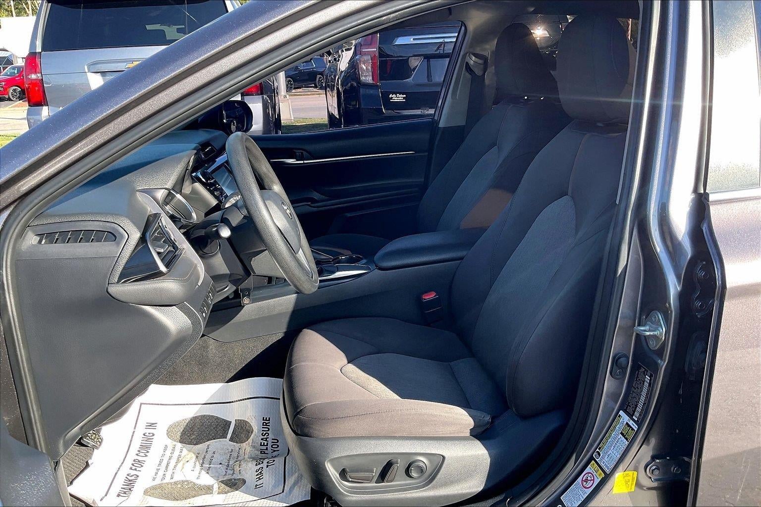 2019 Toyota Camry LE