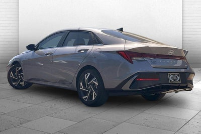 2025 Hyundai Elantra Hybrid Limited