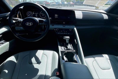 2025 Hyundai Elantra Hybrid Limited